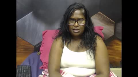 indiandeluxe online show from November 7, 11:18 pm