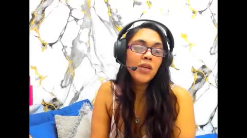 Lia online show from June 11, 9:40 am