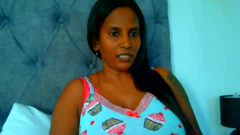 priya online show from July 31, 11:44 am