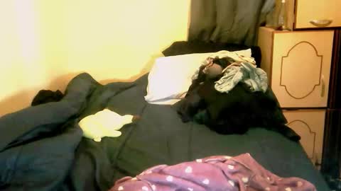 indianpleasures21 online show from April 23, 12:40 pm