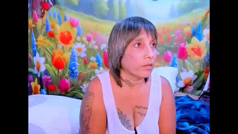 indianroxy27 online show from January 12, 4:25 pm