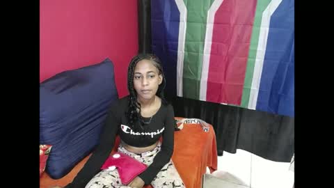 indianvixen07 online show from June 15, 5:16 pm