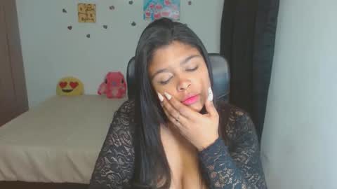 Aleja vallejo online show from November 4, 5:36 pm