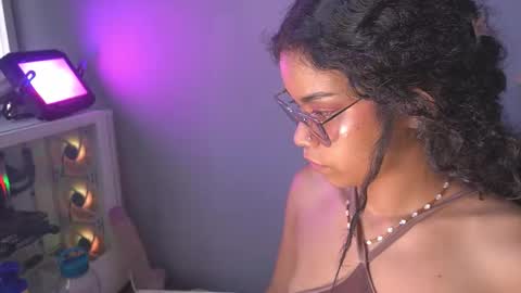 Indicasatan online show from October 7, 8:38 pm