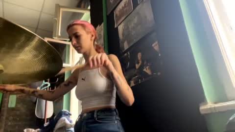 ingridmayer online show from July 23, 12:47 pm