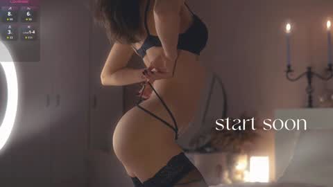 Im Senise Welcome to my room My instagram  online show from November 5, 5:53 am