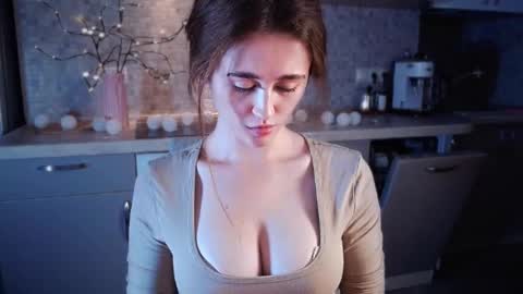 Lina online show from September 25, 2:13 pm