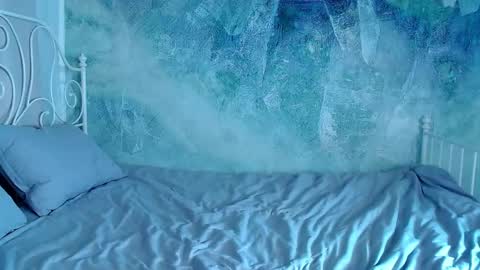 Lina online show from April 17, 2:08 pm