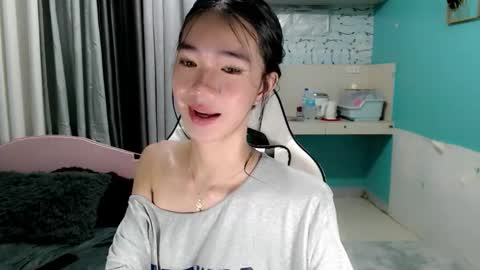 Reign online show from March 21, 9:08 pm