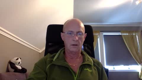 insignia20 online show from September 25, 10:11 am