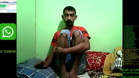 Snapshot of interne8famous chatting on December 6, 5:06 pm interne8famous online show from December 6, 5:06 pm