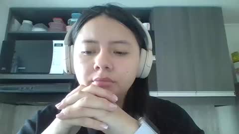 Iris 3 online show from February 3, 2:10 pm