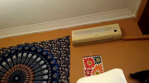 Africa online show from February 18, 6:04 pm