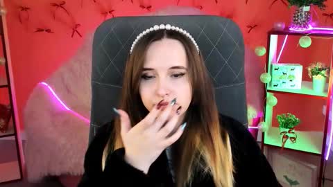 IreneBailey online show from December 3, 1:45 pm