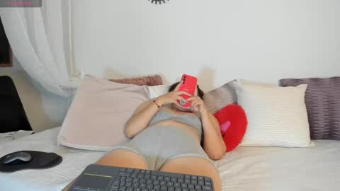 Snapshot of irina_05 chatting on October 20, 11:43 pm IRINA online show from October 20, 11:43 pm