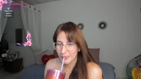 Snapshot of irina_05 chatting on October 6, 1:23 am IRINA online show from October 6, 1:23 am