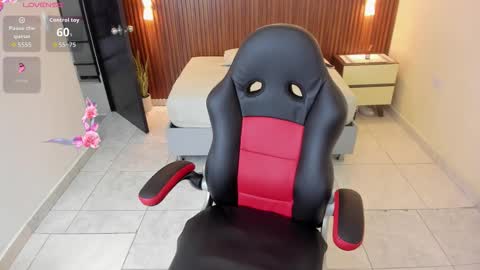 irina_palvin online show from September 15, 12:28 pm