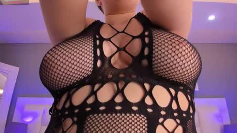 Snapshot of irinasilver chatting on September 26, 9:12 pm Irina Silver cami online show from September 26, 9:12 pm
