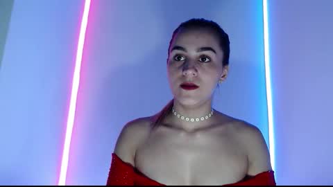 Iris Luna  online show from November 7, 11:40 pm