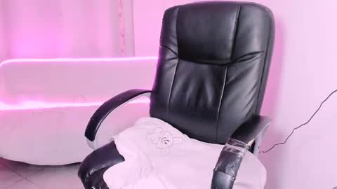 natalia online show from February 17, 2:05 pm