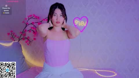 Snapshot of iris_on_cam chatting on September 19, 7:17 pm iris on cam online show from September 19, 7:17 pm
