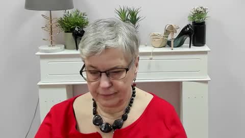 I R I S online show from February 27, 7:12 am