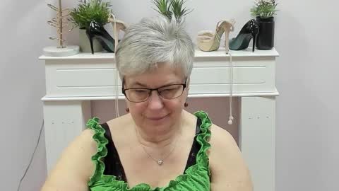 I R I S online show from March 5, 7:39 am