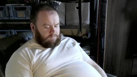 Snapshot of irishdaddy24 chatting on January 3, 2:08 pm twitter theirishman205 online show from January 3, 2:08 pm