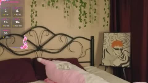 Snapshot of irissocute chatting on October 22, 7:44 am I am Cutie Iris3 online show from October 22, 7:44 am