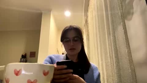 irisss31 online show from March 12, 7:28 pm