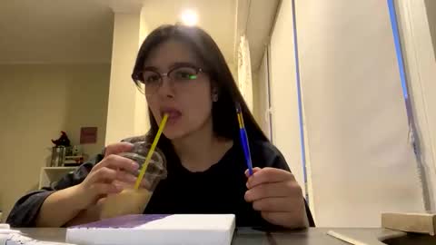 irisss31 online show from April 5, 4:59 pm