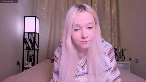 Snapshot of irma_bell chatting on December 13, 8:25 pm Irma online show from December 13, 8:25 pm