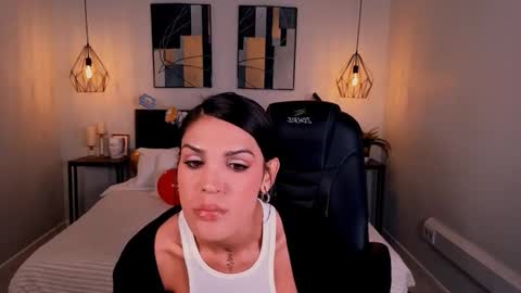 Snapshot of irma_dust chatting on September 22, 2:32 pm IRMA FOLLOW ME online show from September 22, 2:32 pm