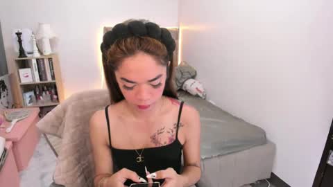 Kylie Babaeng di para sa lahat online show from January 14, 4:57 am