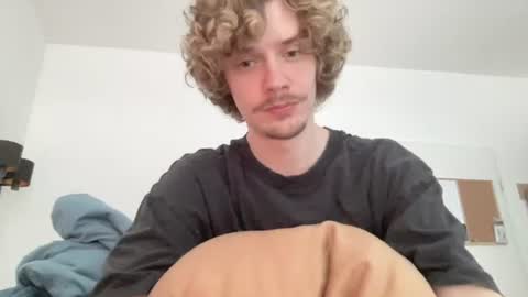 Sam online show from July 11, 4:43 pm