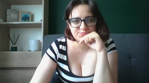 Paris online show from July 14, 10:21 am