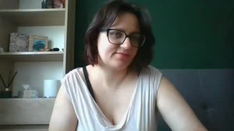 Paris online show from July 13, 5:22 am