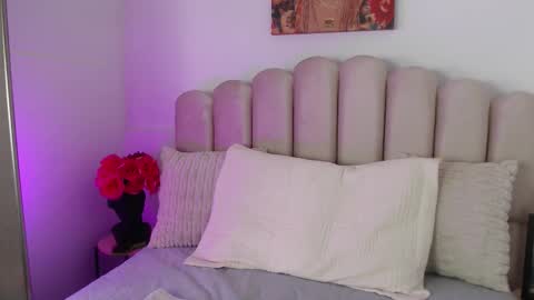 isa_bigass online show from October 25, 4:35 am