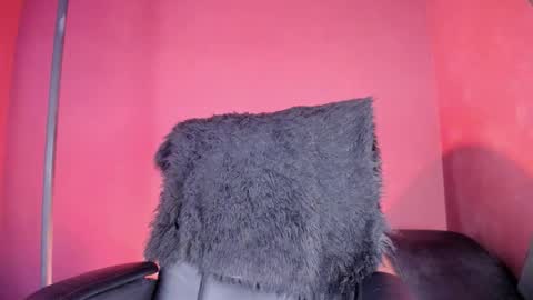 Isabella online show from November 20, 2:58 pm