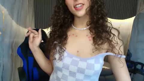 isa_r online show from September 19, 3:43 am