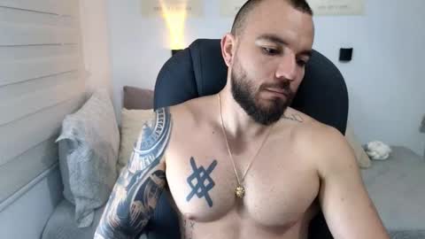 Isaac carter online show from September 25, 11:28 am