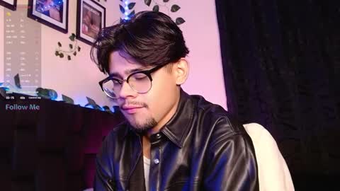 Snapshot of isaac_saenz chatting on January 24, 9:58 pm Isaac Saenz. online show from January 24, 9:58 pm