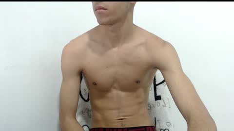 isaac online show from March 25, 7:59 am