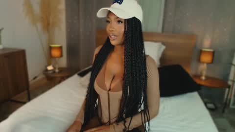 Isaa Coleman online show from November 10, 8:00 pm