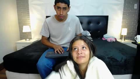 isaak_salomee online show from June 9, 12:16 pm