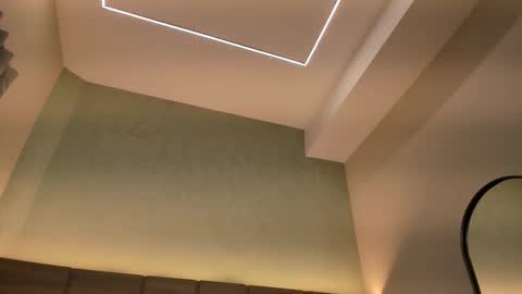 Isa online show from March 4, 3:25 am