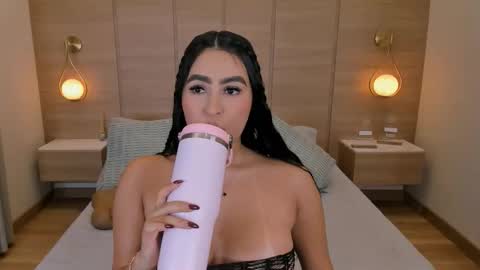 Isa online show from February 26, 3:21 am