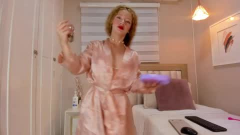 isabela__x online show from April 7, 11:34 am