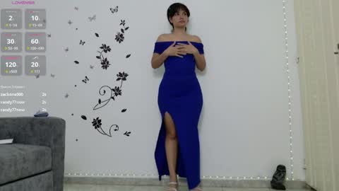 isabela online show from May 25, 4:02 pm