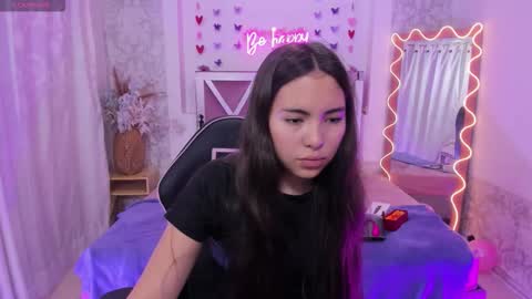 ISABELA  online show from March 9, 11:48 am